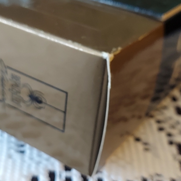 Carol Higgins Clark Mystery Jigsaw Puzzle - Picture 14 of 16